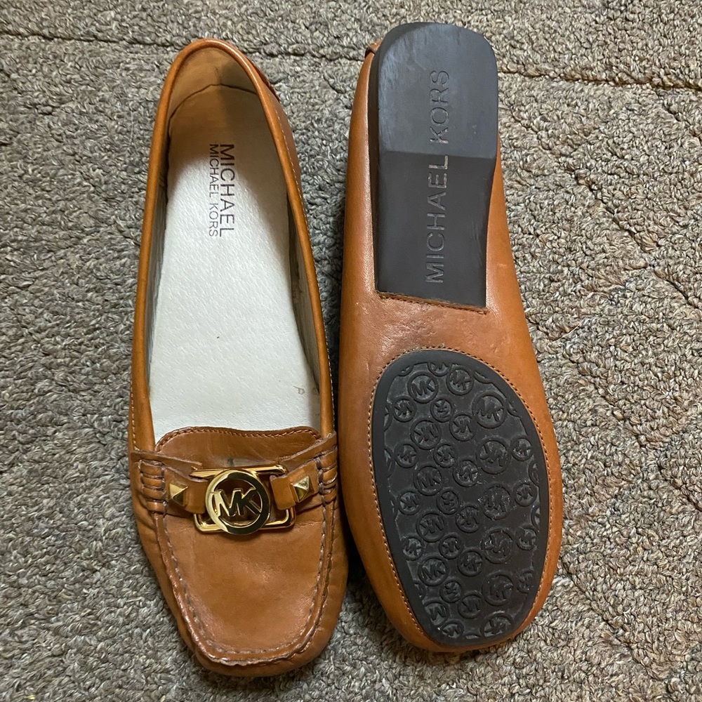 Cognac Michael Kors loafers in size 7M